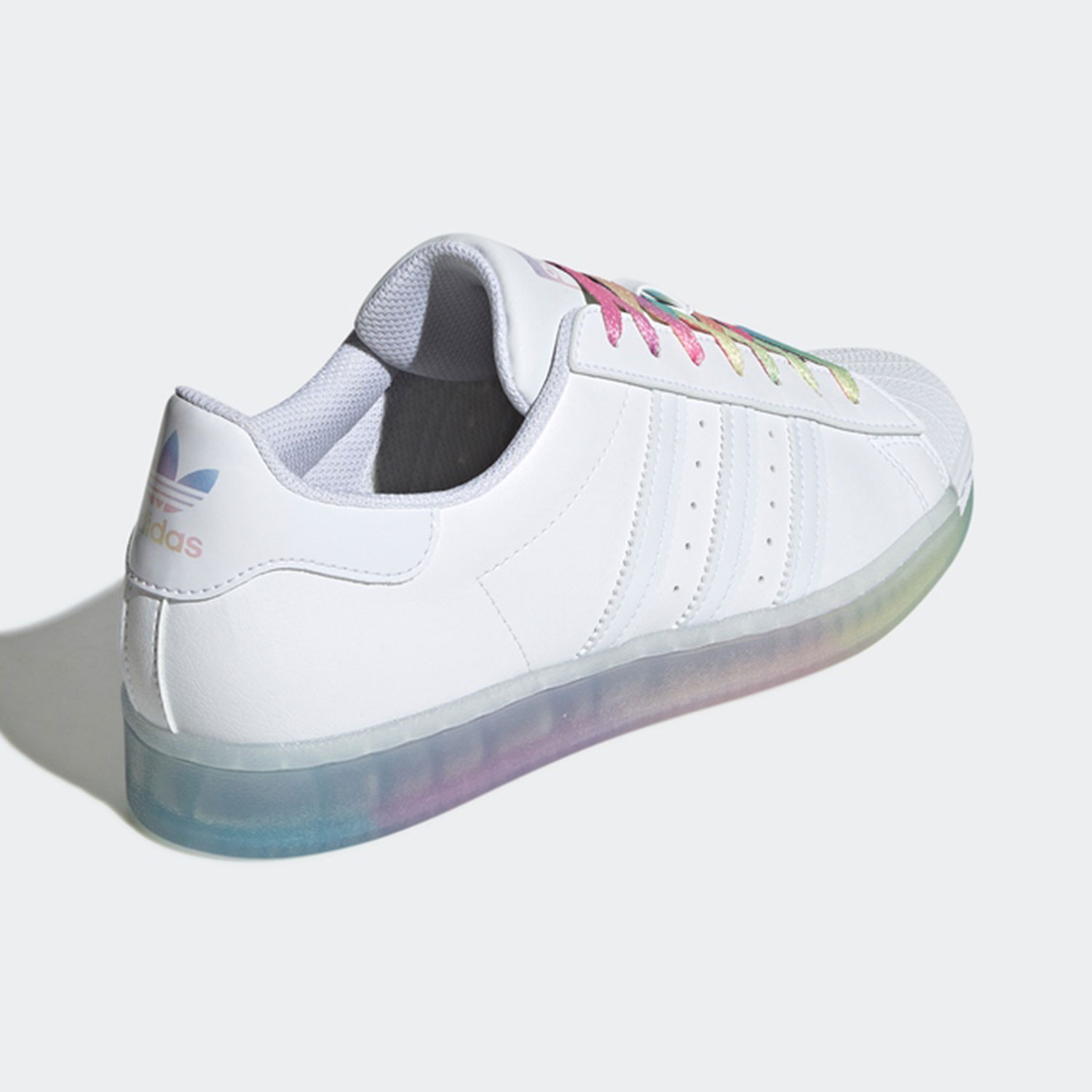 อาดิดาส โคลเวอร์ ซุปเปอร์สตาร์ - Adidas Shoes Superstar บทวิจารณ์และราคา